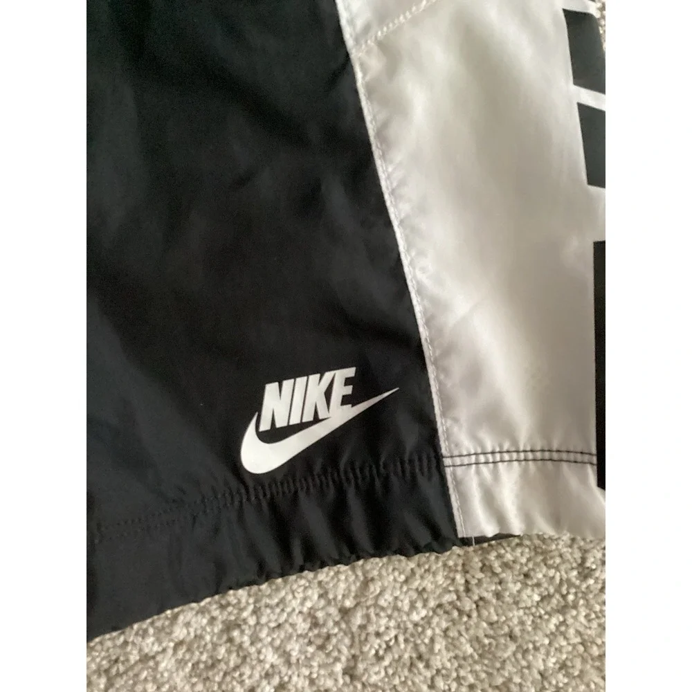 Nike Boys Swim Trunks Size XS Black/ White